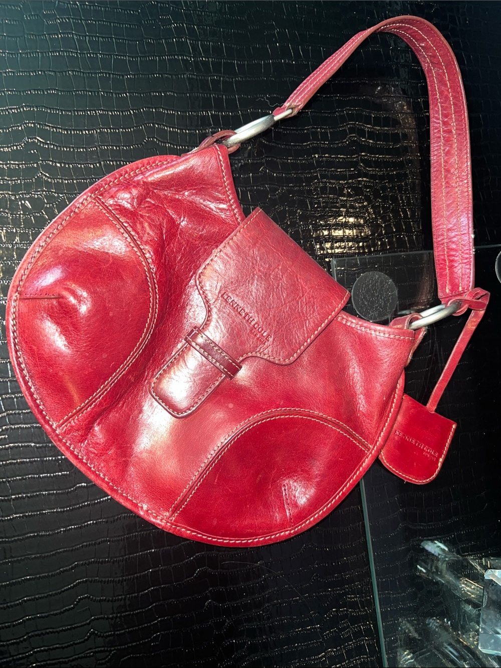 Vintage Kenneth Cole New York Red Wine Leather Hobo Handbag 🍷